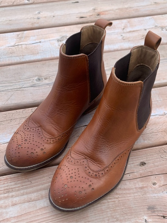 Cox Shoes - Brown Leather Ankle Cowboy Western Boots Booties Cox Size 37 women’s 7